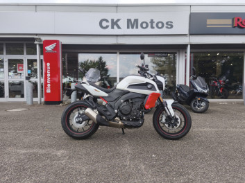 MASH FR 750 ABS COLORIS BLANC