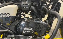 ROYAL ENFIELD SHOTGUN 650 Stencil White MY24