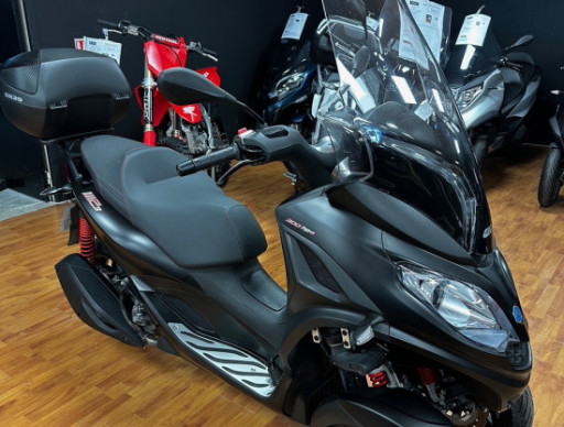 PIAGGIO MP3 300 HPE SPORT