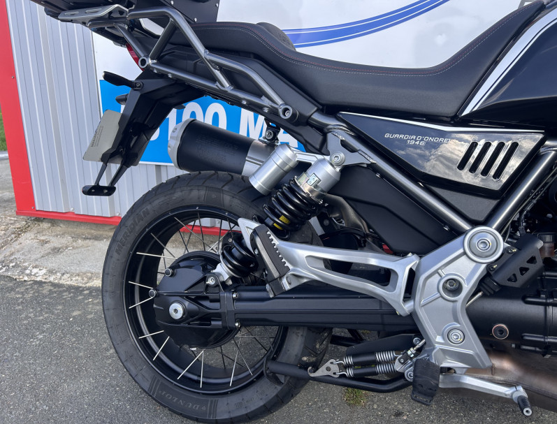 MOTO GUZZI V85 TT GUARDIA D ONORE 850