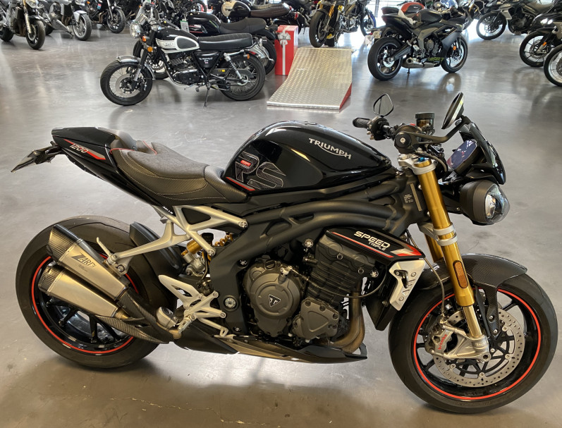 TRIUMPH SPEED TRIPLE 1200 RS