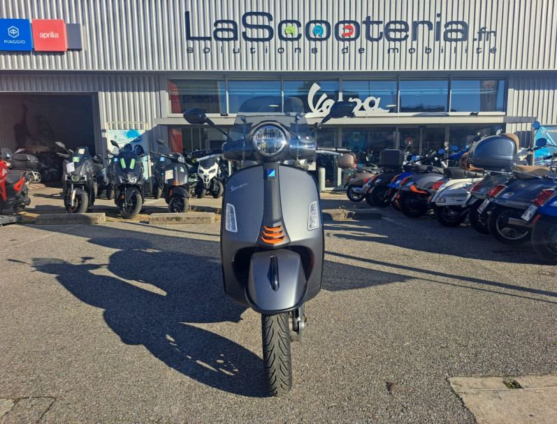 VESPA GTS 125 SUPERSPORT