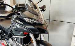 DUCATI MULTISTRADA V2S RABAISSEE + PACK TOURING + PACK URBAN / V2 S / V 2S / V 2 S