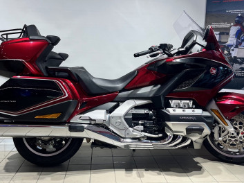 GOLDWING 1800