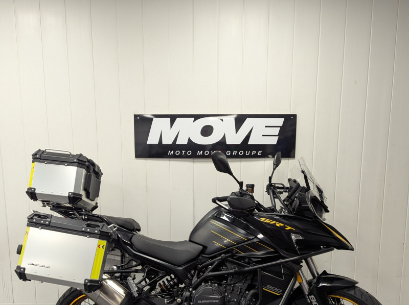 QJ MOTOR SRT 900 SX 267/mois