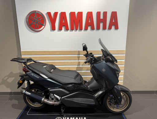 YAMAHA XMAX 300 Tech Max