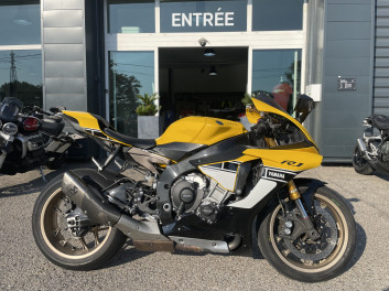YAMAHA YZF 1000 R1 60TH