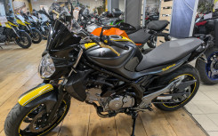 SUZUKI GLADIUS 650 A2*