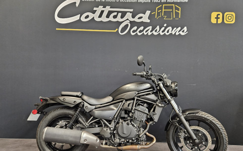 KAWASAKI ELIMINATOR 500 DEMO BIKE 228 KMS SEULEMENT !!