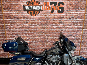 HARLEY-DAVIDSON TOURING ELECTRA GLIDE 1800 CVO