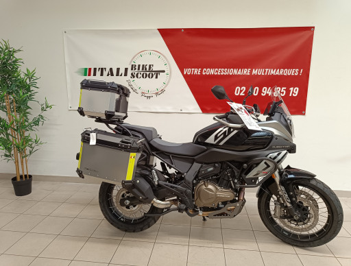 QJ MOTOR SRT 600 SX TOURING