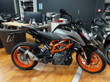 KTM 390 DUKE