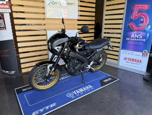YAMAHA XSR 125 Legacy