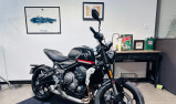 TRIUMPH TRIDENT 660
