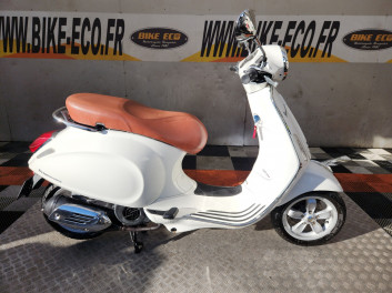 VESPA 125 PRIMAVERA IMPORT JAPON POUR EXPORT UNIQUEMENT 1658HT/1990TTC (REF 61600)