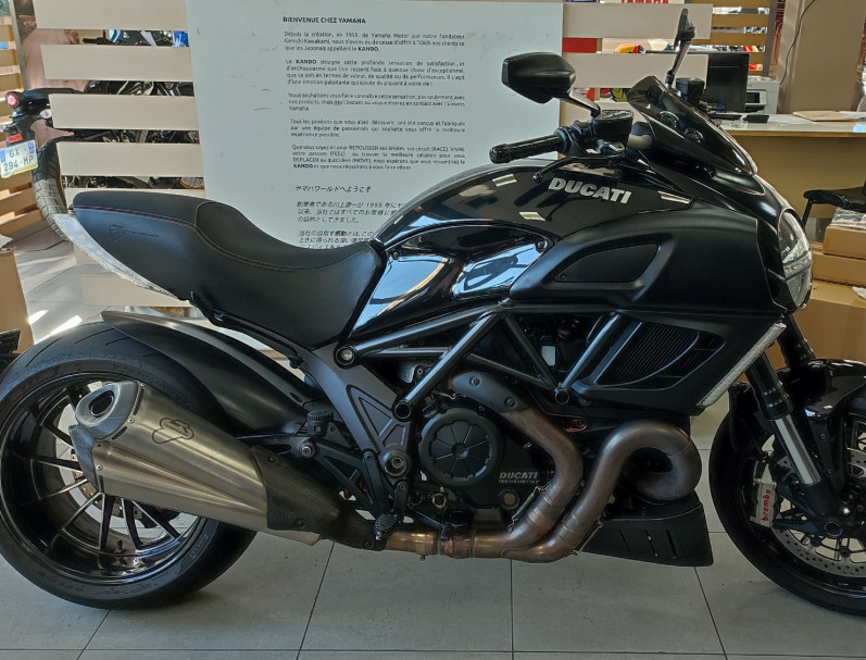DUCATI DIAVEL 1200