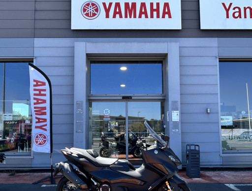 YAMAHA XP T-MAX 560 TECH MAX