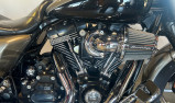 HARLEY-DAVIDSON TOURING ROAD KING 1800 CVO