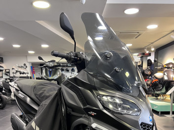 PIAGGIO MP3 530 HPE EXCLUSIVE