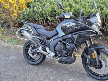 CF MOTO MT 700 NOUVEAUTEE MOTORS 54 