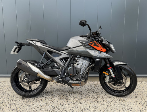 KTM 990 DUKE 2024