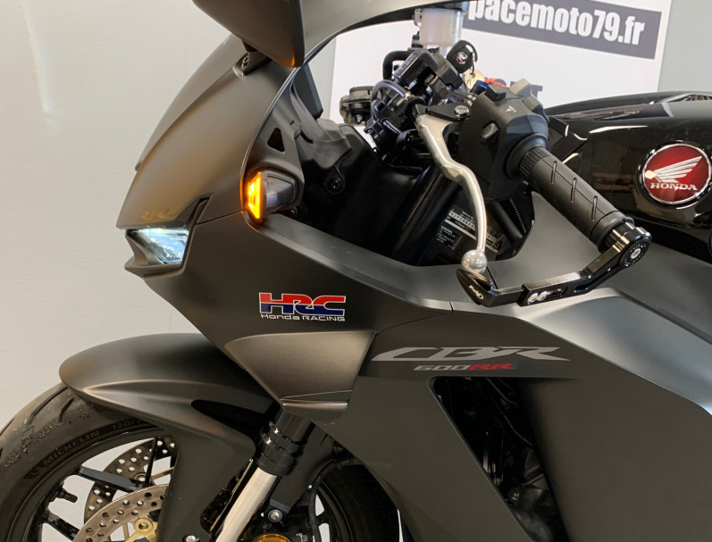 HONDA CBR 600 RR