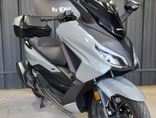 HONDA FORZA 350 TOP BOX