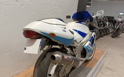 SUZUKI GSX-R 750