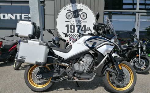 CF MOTO MT 800 EXPLORE / 199€ PAR MOIS / DSN MOTOS 47