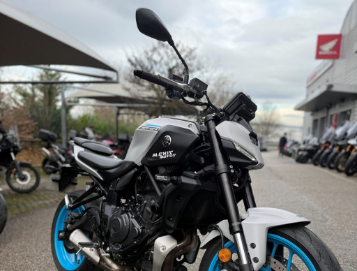 YAMAHA MT-07 (47.5CV)