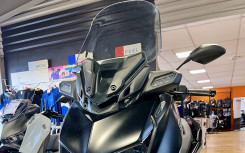 YAMAHA XMAX 300 Tech Max