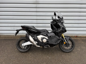 x-adv 750