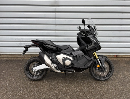 x-adv 750