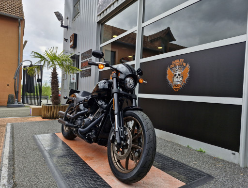 HARLEY-DAVIDSON SOFTAIL LOW RIDER 1923 S