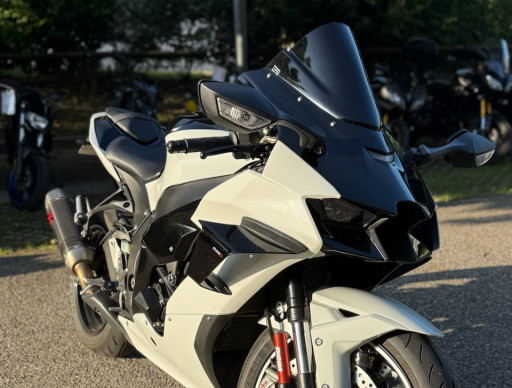KAWASAKI ZX-10R