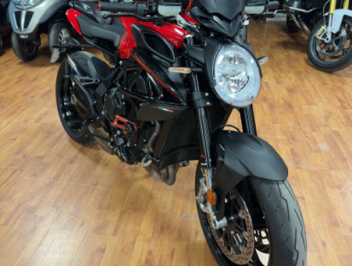 MV AGUSTA BRUTALE 800