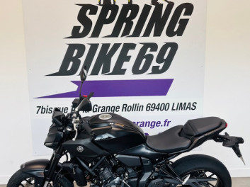 YAMAHA MT-07 (47.5CV)