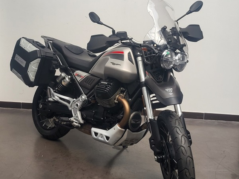 MOTO GUZZI V85 TT TRAVEL PACK REVISE ET GARANTIE 
