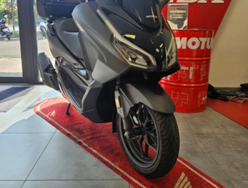 HONDA FORZA 125 / SMART TOP BOX