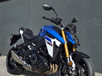 SUZUKI GSX-S 1000