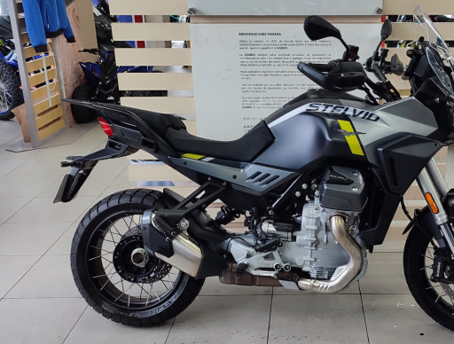 MOTO GUZZI STELVIO 1000