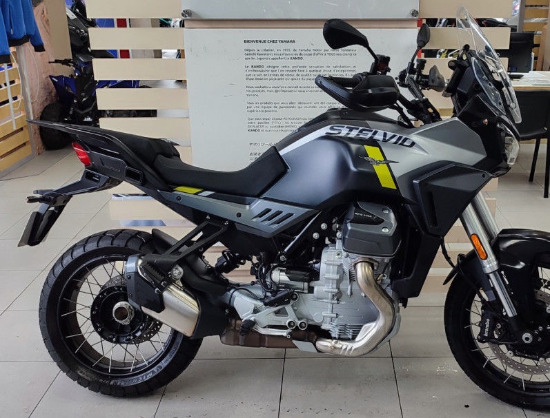 MOTO GUZZI STELVIO 1000