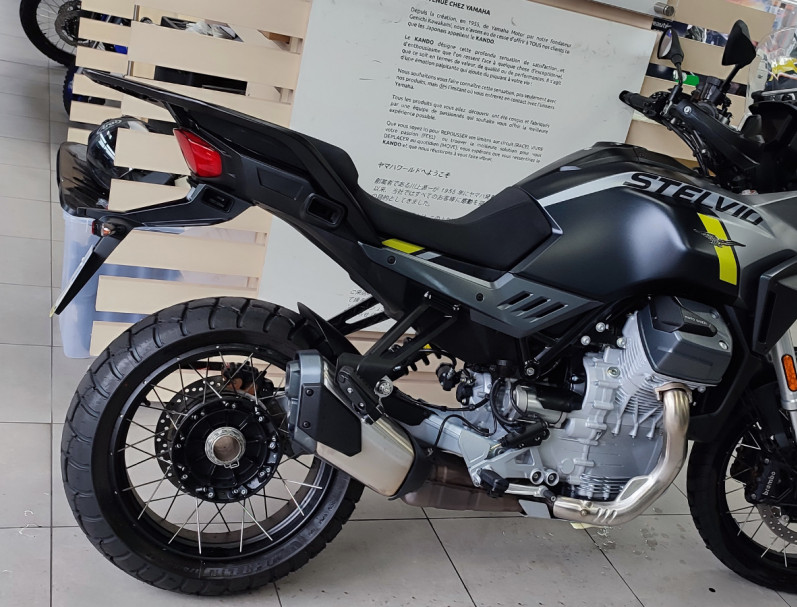 MOTO GUZZI STELVIO 1000