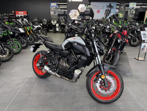 YAMAHA MT-07 (47.5CV)