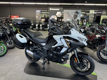 KAWASAKI VERSYS 1100 SE