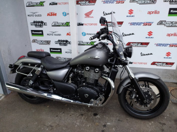 TRIUMPH THUNDERBIRD 1700 STORM