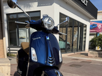 VESPA PRIMAVERA 50