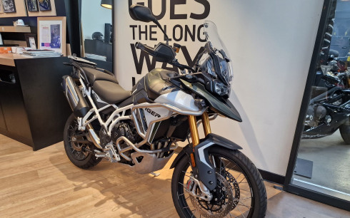 TRIUMPH TIGER 900 RALLY PRO 1500 KMS 05/2025 