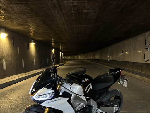 APRILIA TUONO 1100 V4 FACTORY