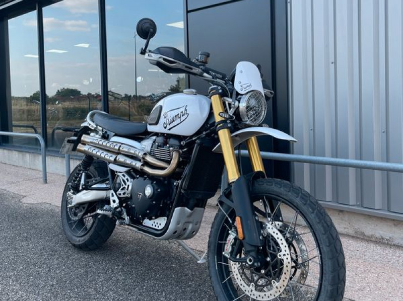 TRIUMPH SCRAMBLER 1200 XE